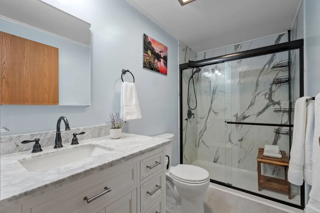 18 Bachelor Drive Alton NH 03810
