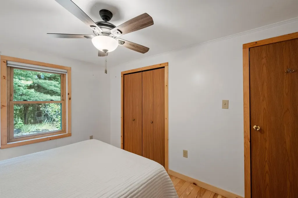 18 Bachelor Drive Alton NH 03810