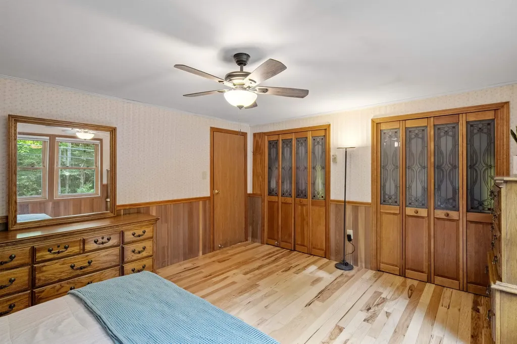18 Bachelor Drive Alton NH 03810
