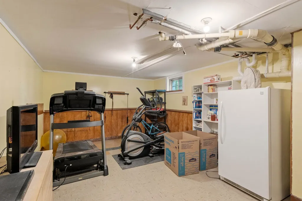 18 Bachelor Drive Alton NH 03810