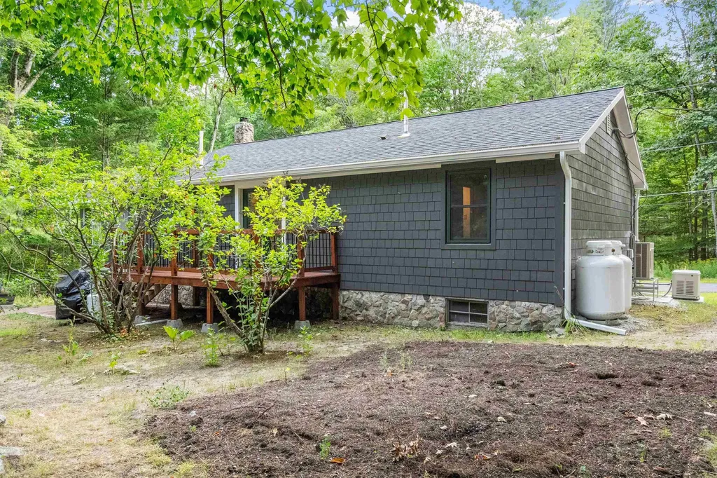 18 Bachelor Drive Alton NH 03810