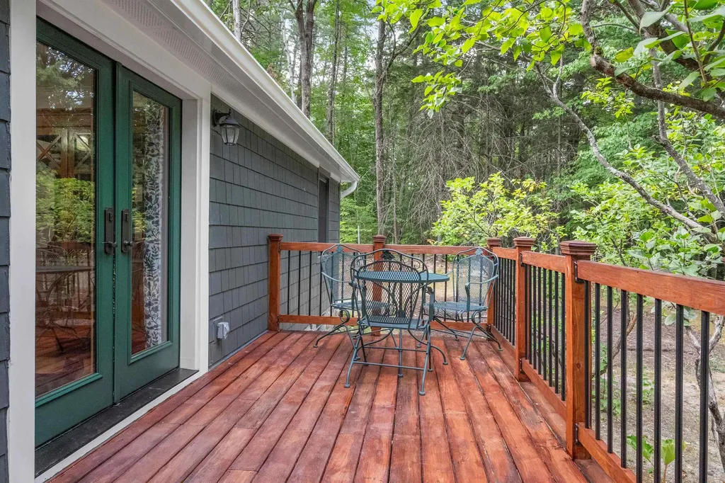 18 Bachelor Drive Alton NH 03810