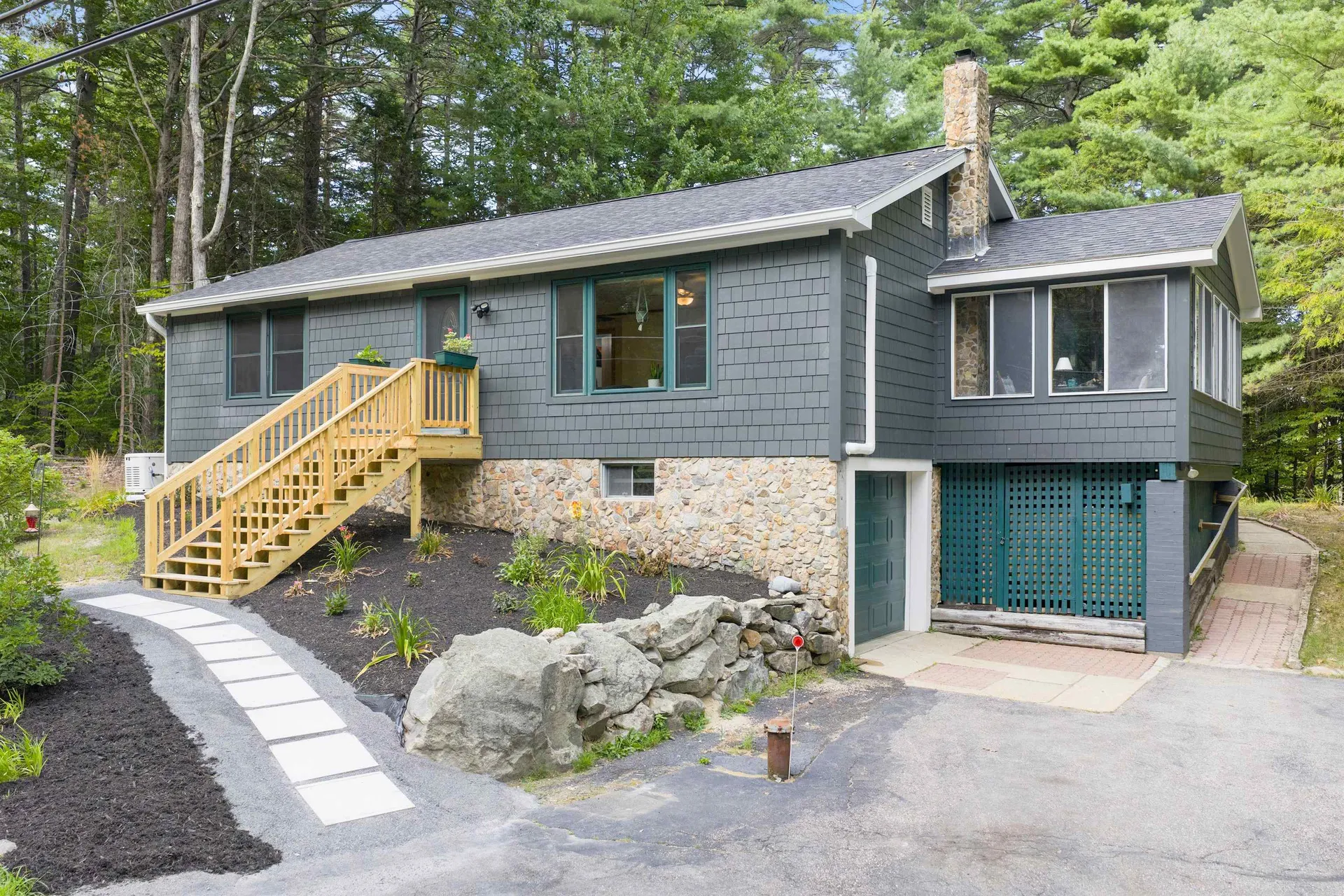 18 Bachelor Drive Alton NH 03810