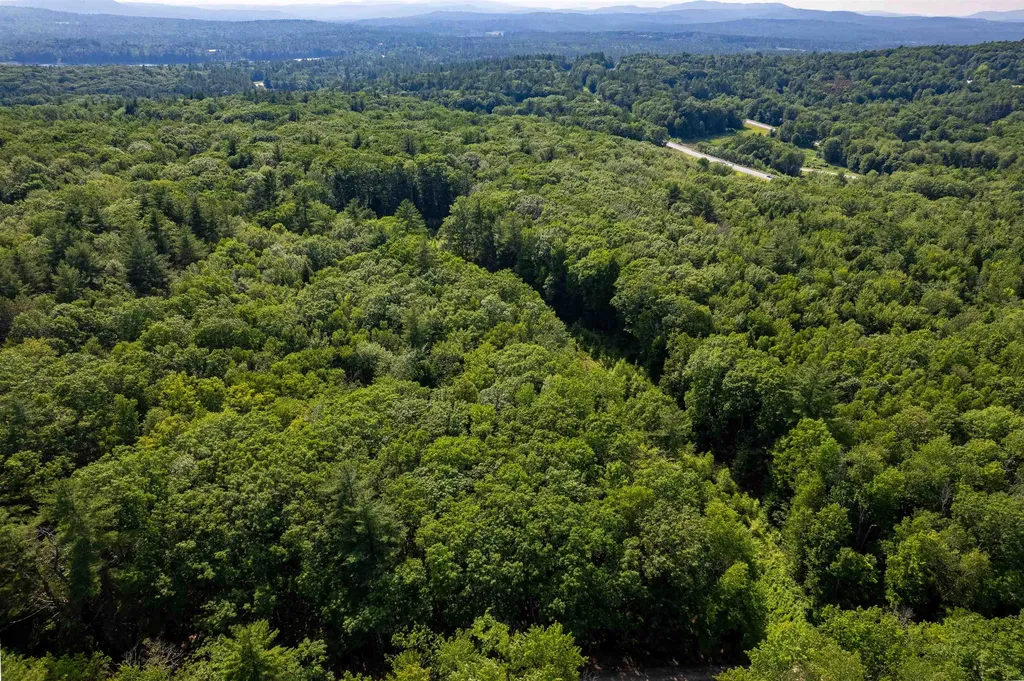 256 Irish Hill Road Hopkinton NH 03229