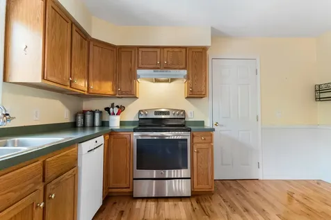 8 Meadow Lane Enfield NH 03748