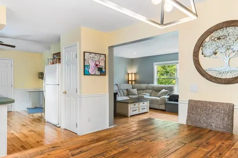 8 Meadow Lane Enfield NH 03748