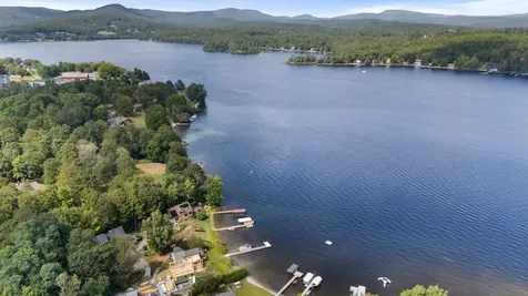 8 Meadow Lane Enfield NH 03748