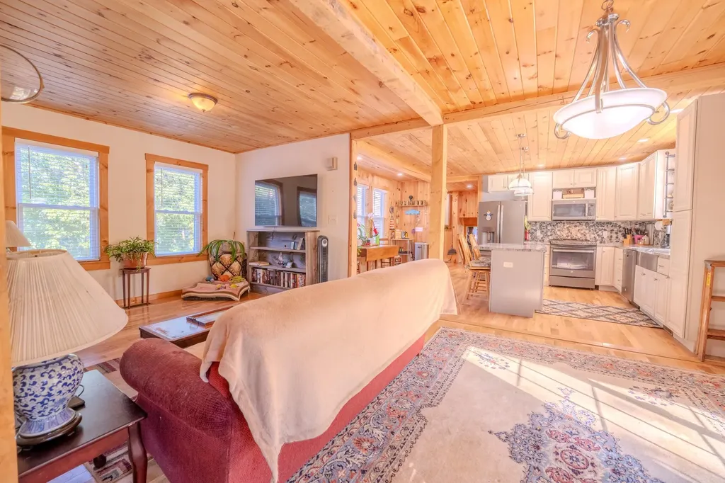 39 Ellsworth Hill Road Wentworth NH 03282