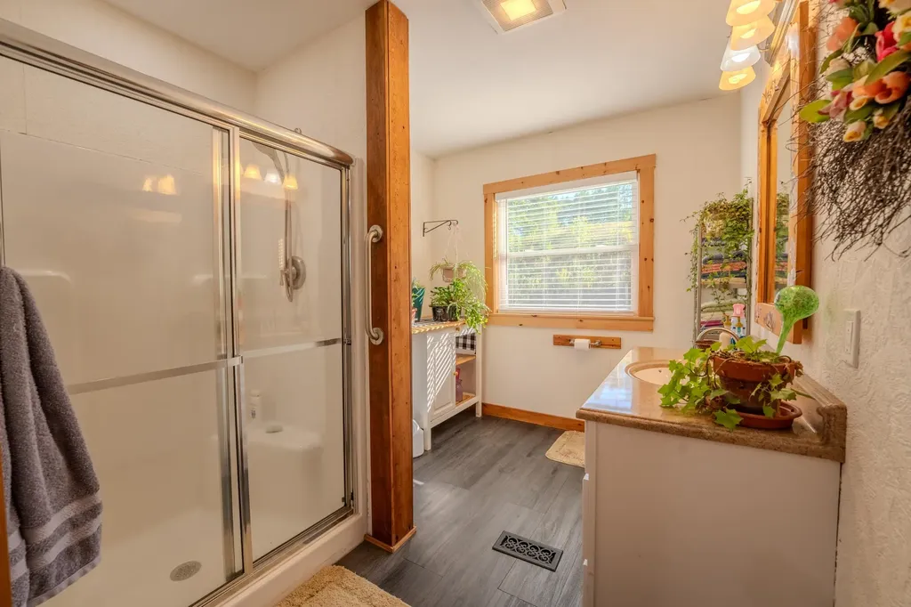 39 Ellsworth Hill Road Wentworth NH 03282