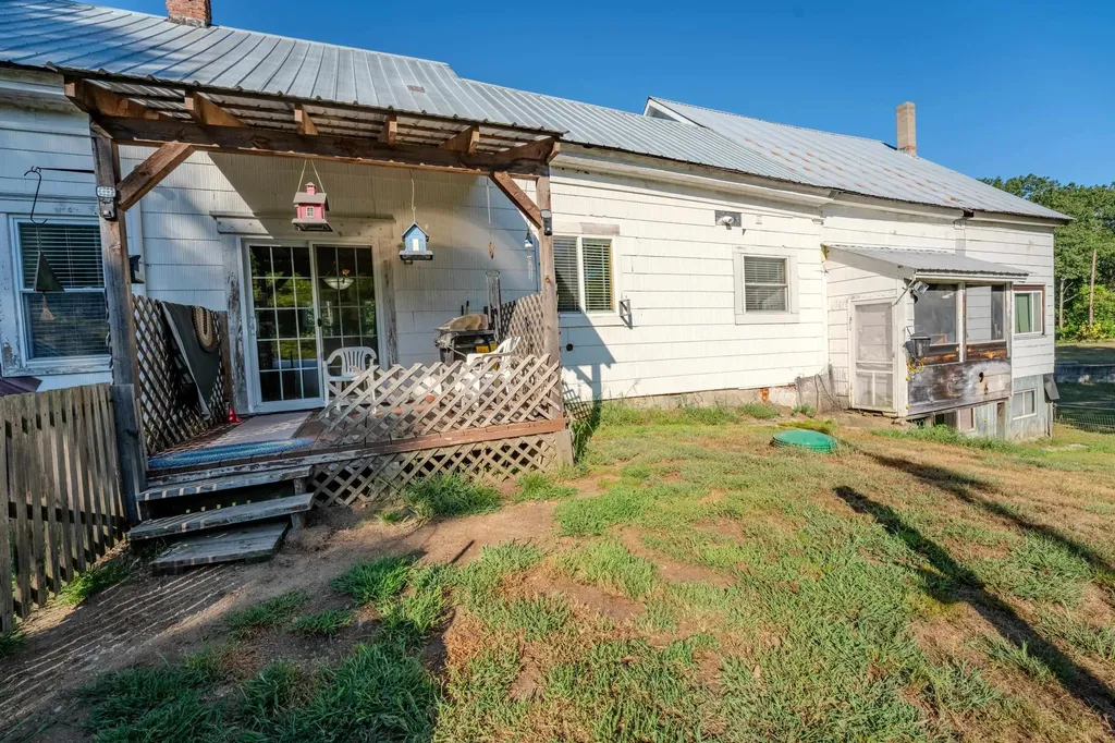 39 Ellsworth Hill Road Wentworth NH 03282