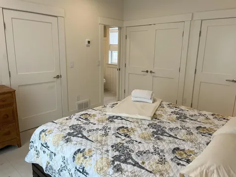 17 Lake Street Meredith NH 03253