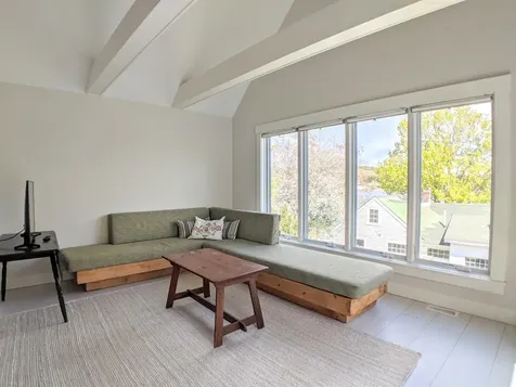 17 Lake Street Meredith NH 03253