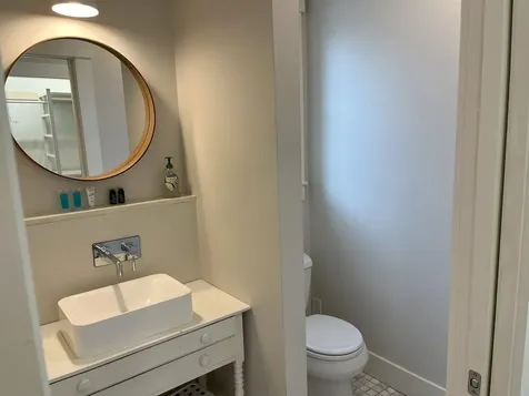 17 Lake Street Meredith NH 03253