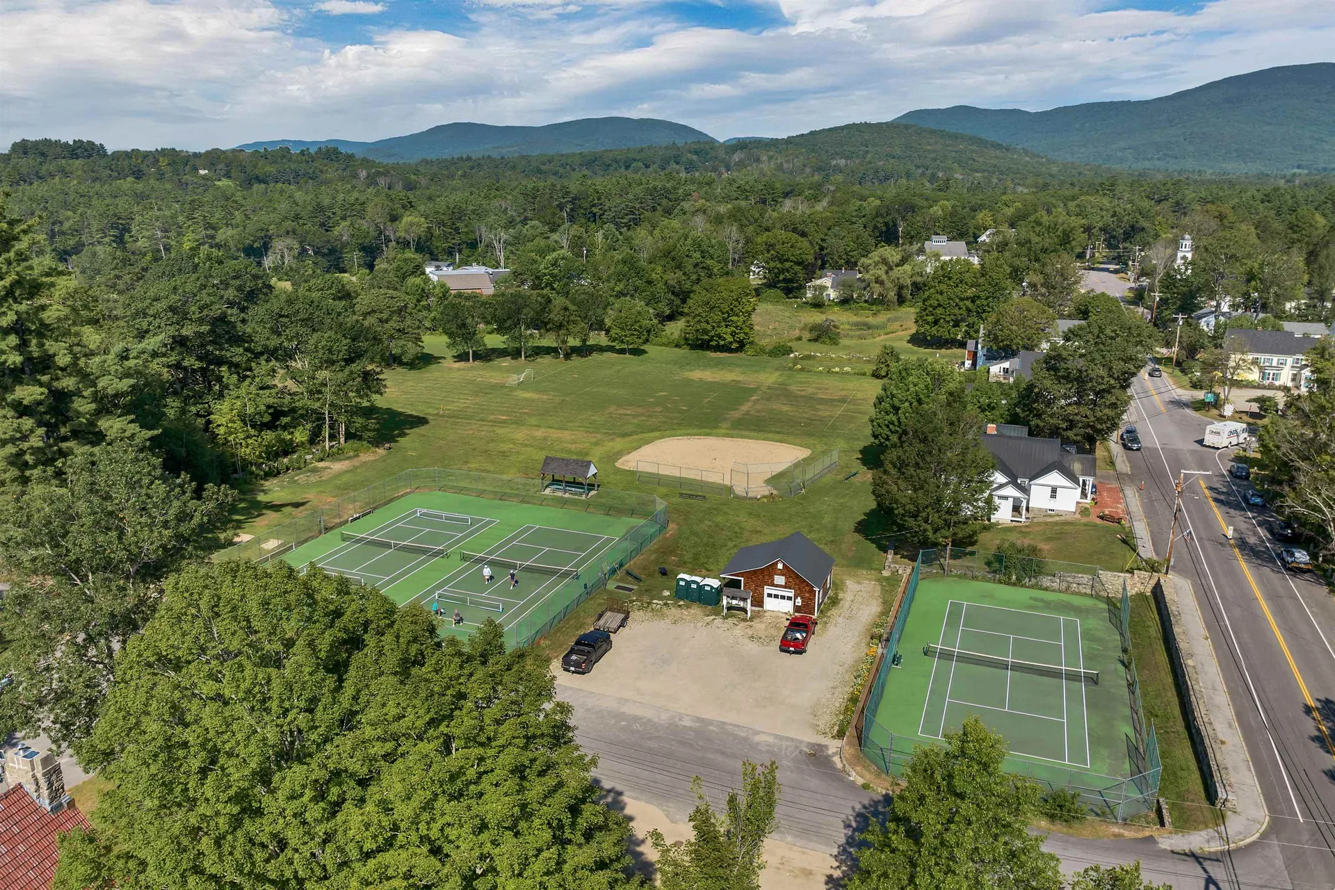 67 Skinner Street Sandwich NH 03227