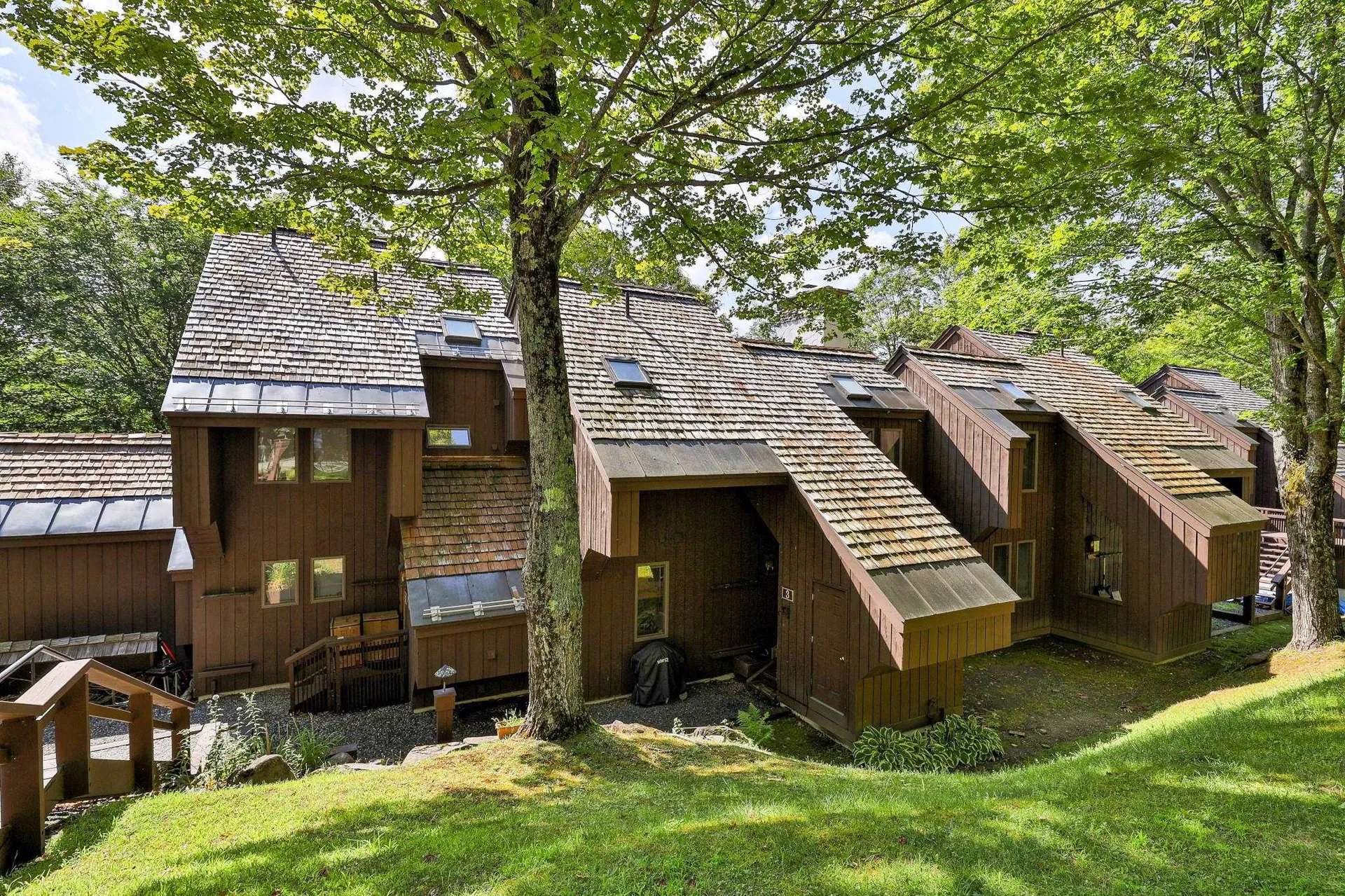 11 Blueberry Ledge Ridge Plymouth VT 05056