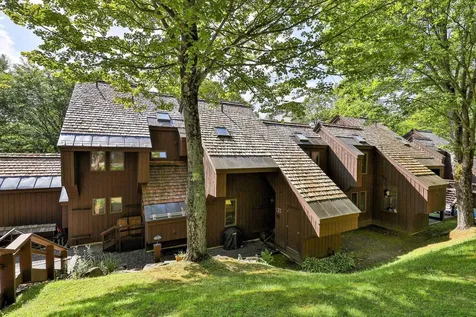 11 Blueberry Ledge Ridge Plymouth VT 05056