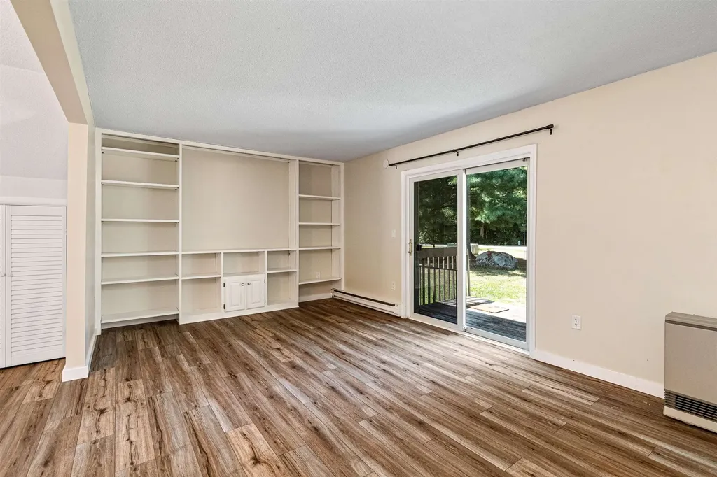 D14 Stonehedge Drive South Burlington VT 05403