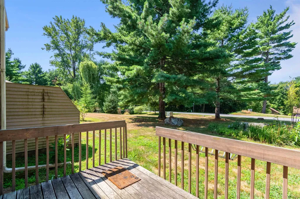 D14 Stonehedge Drive South Burlington VT 05403