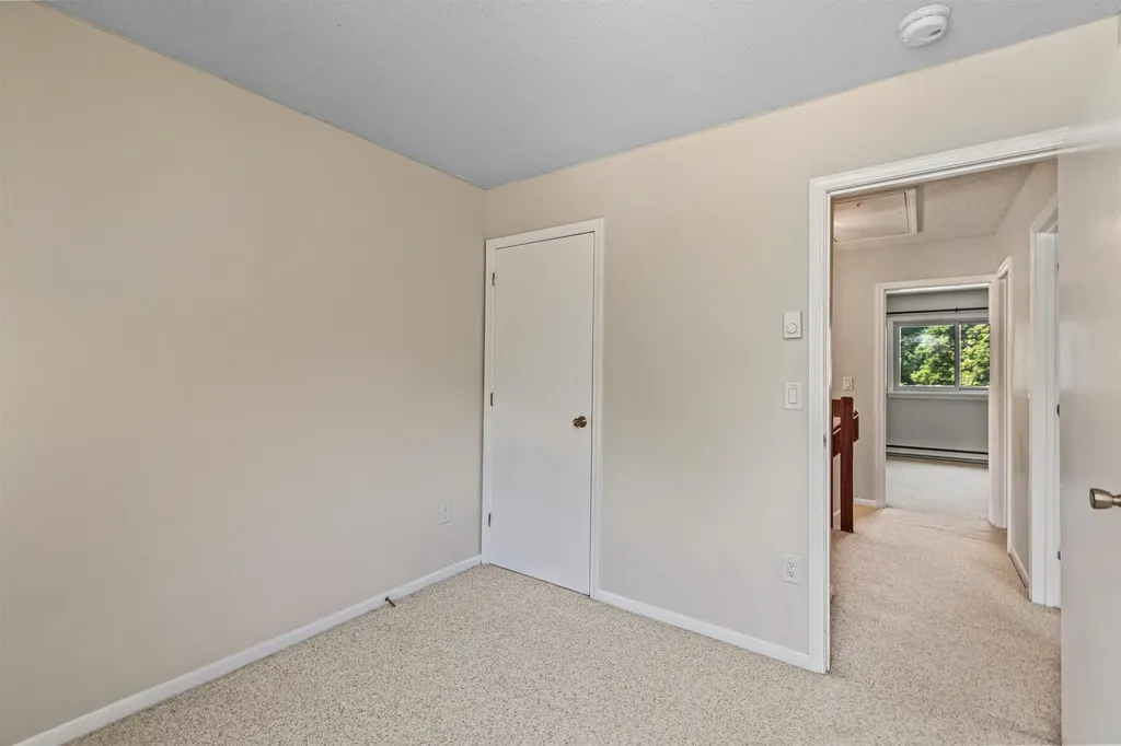 D14 Stonehedge Drive South Burlington VT 05403