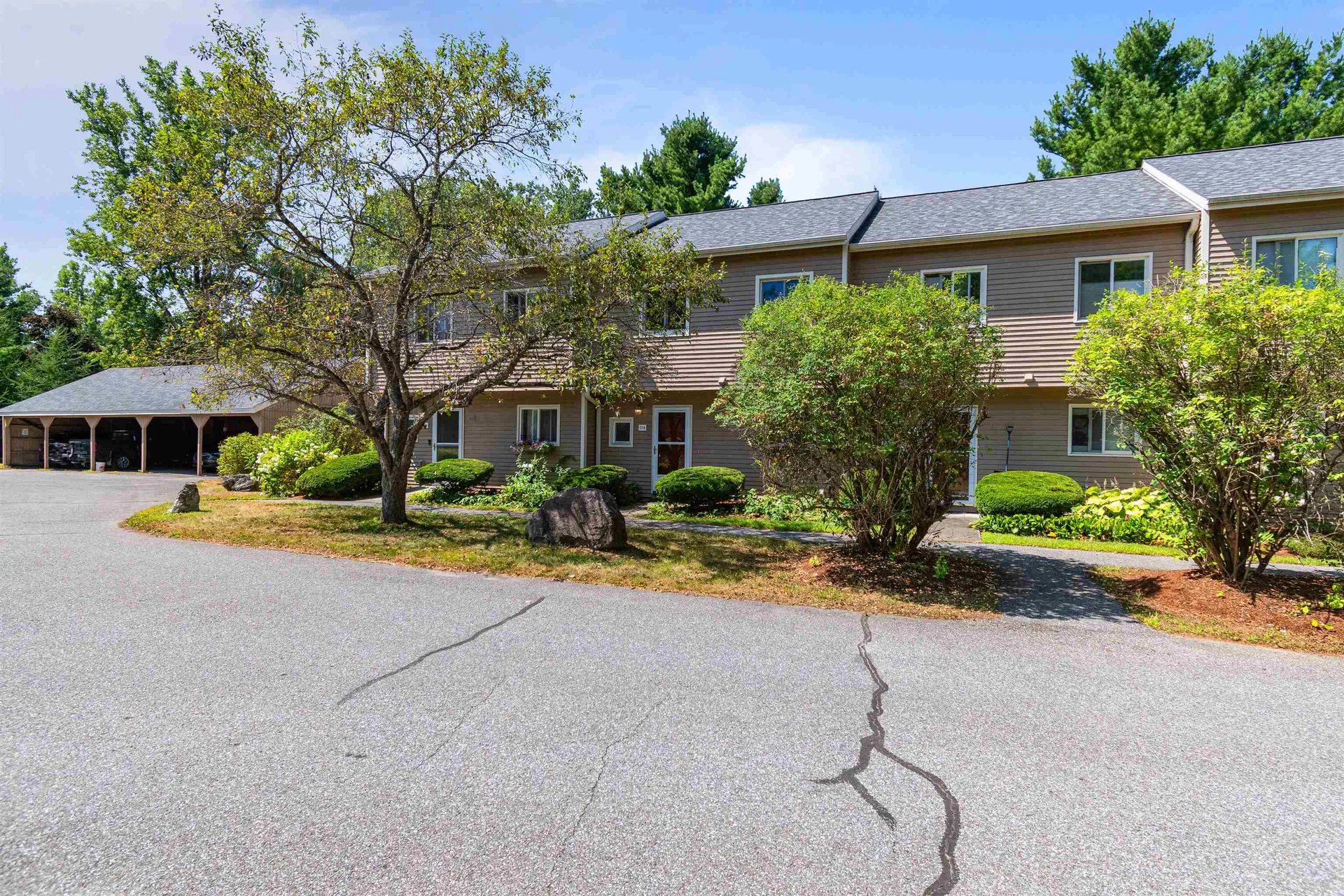 D14 Stonehedge Drive South Burlington VT 05403