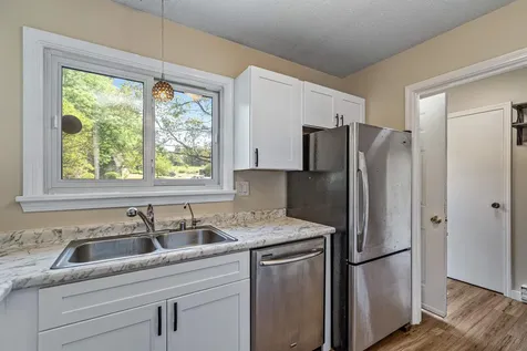D14 Stonehedge Drive South Burlington VT 05403