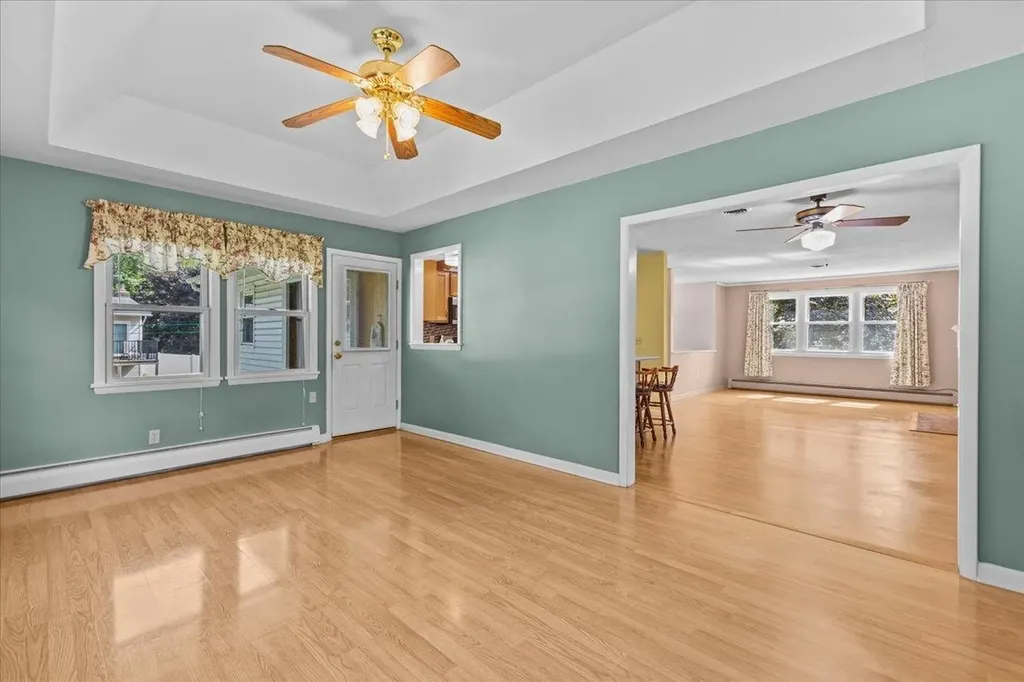 28 Renkin Drive Colchester VT 05446