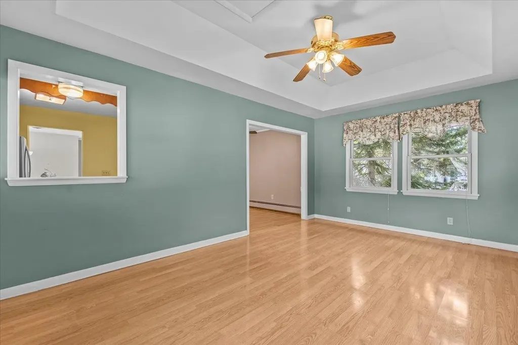 28 Renkin Drive Colchester VT 05446