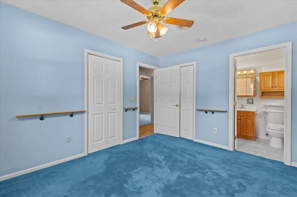 28 Renkin Drive Colchester VT 05446