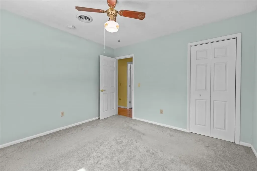 28 Renkin Drive Colchester VT 05446