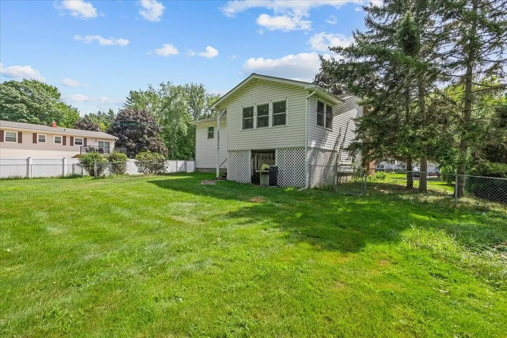 28 Renkin Drive Colchester VT 05446