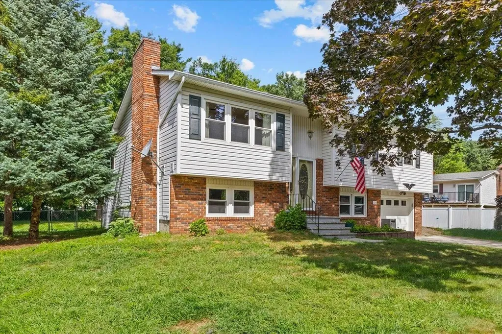 28 Renkin Drive Colchester VT 05446