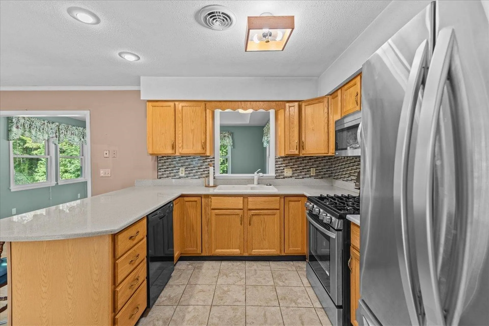 28 Renkin Drive Colchester VT 05446