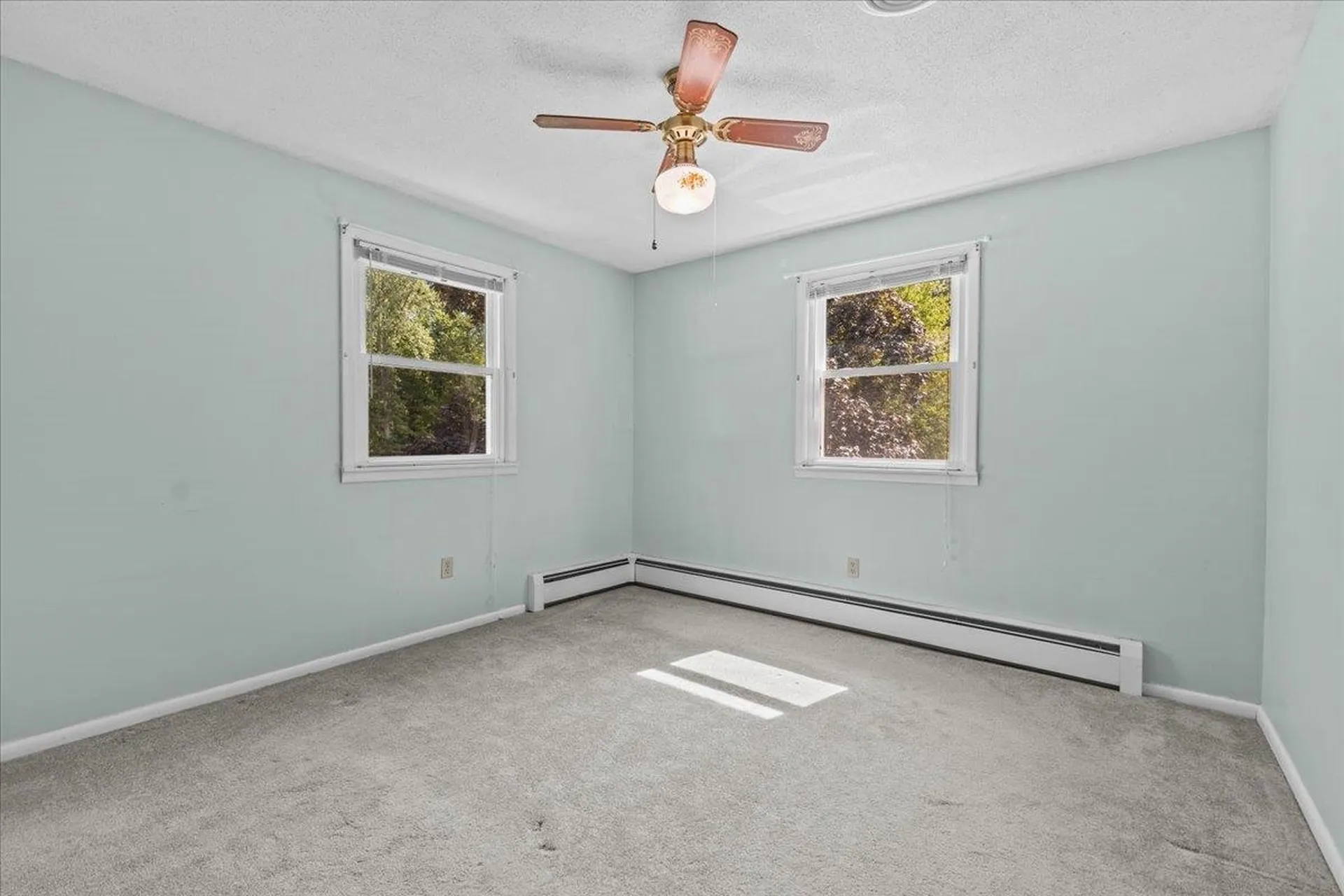 28 Renkin Drive Colchester VT 05446