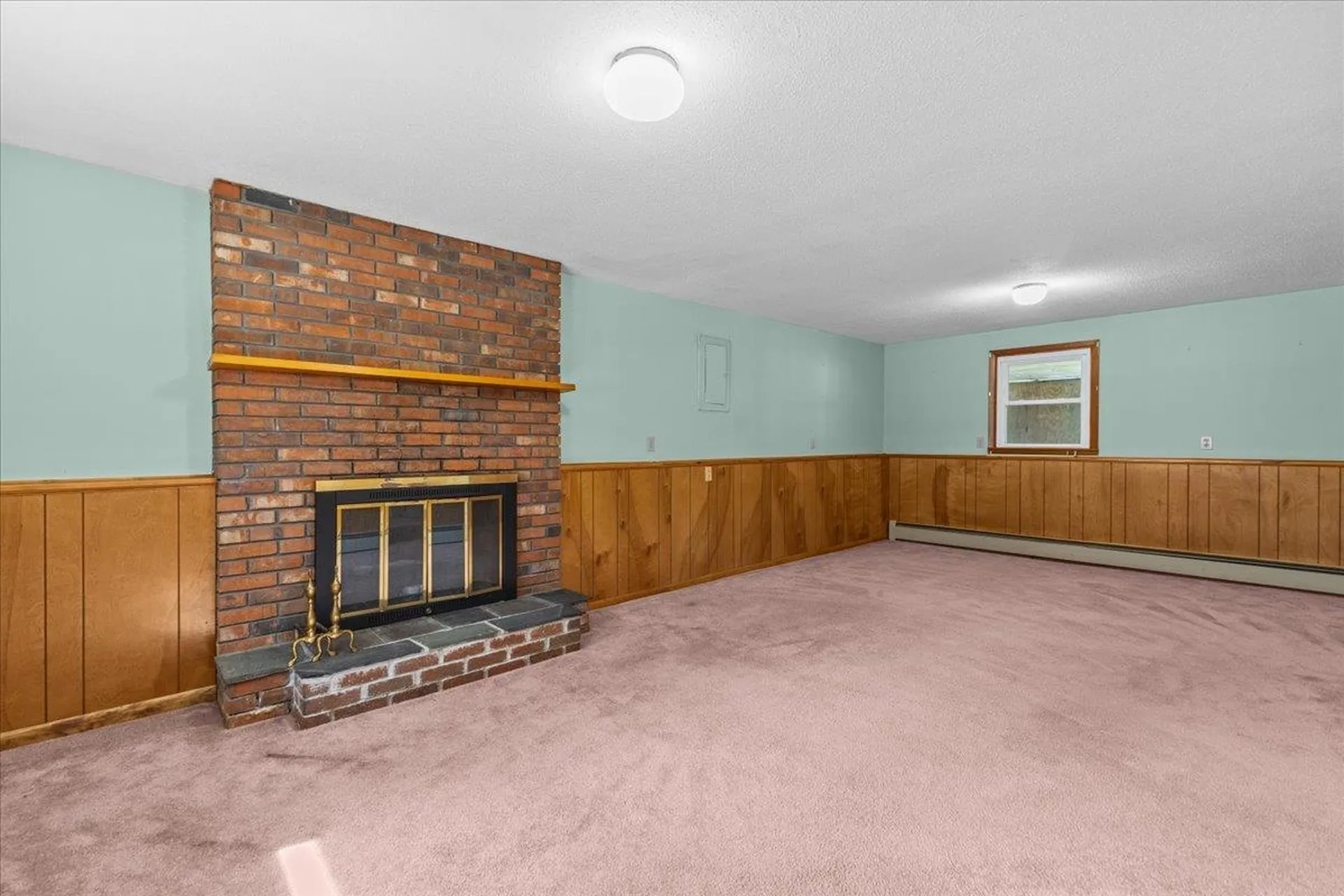 28 Renkin Drive Colchester VT 05446