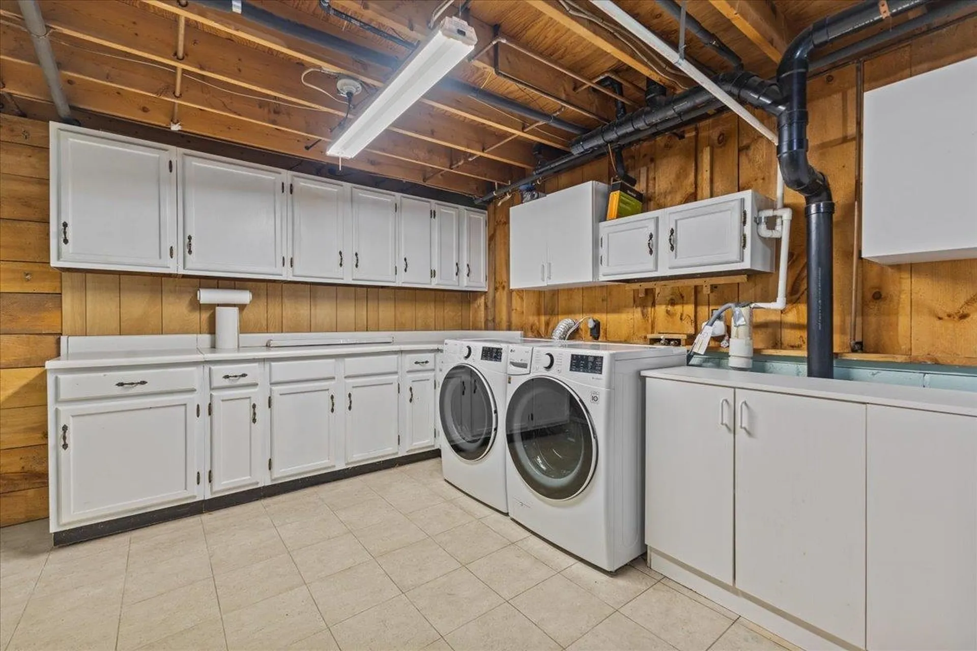 28 Renkin Drive Colchester VT 05446