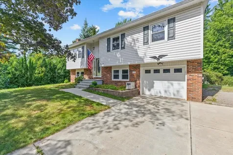 28 Renkin Drive Colchester VT 05446