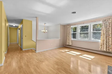28 Renkin Drive Colchester VT 05446