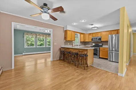 28 Renkin Drive Colchester VT 05446