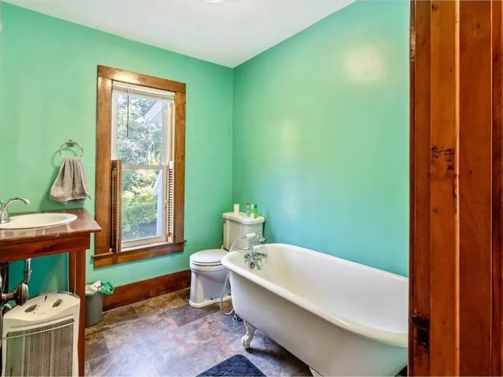 30 North Avenue Richford VT 05476