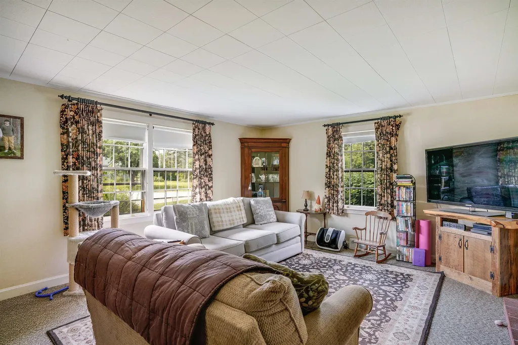 45 Old Granite Road Ossipee NH 03864