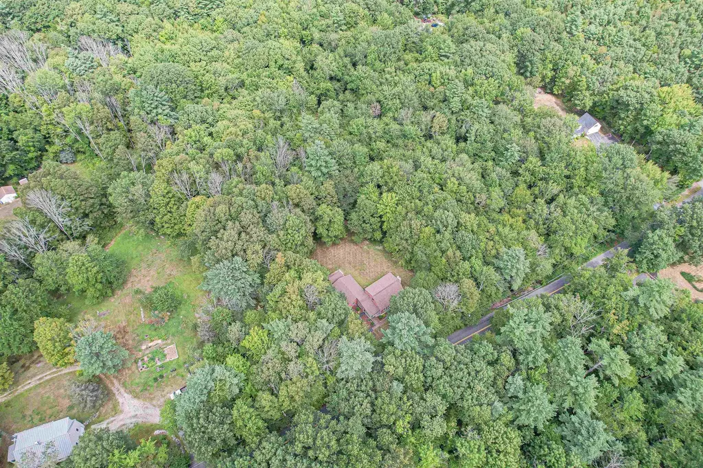19 Hooksett Road Goffstown NH 03045
