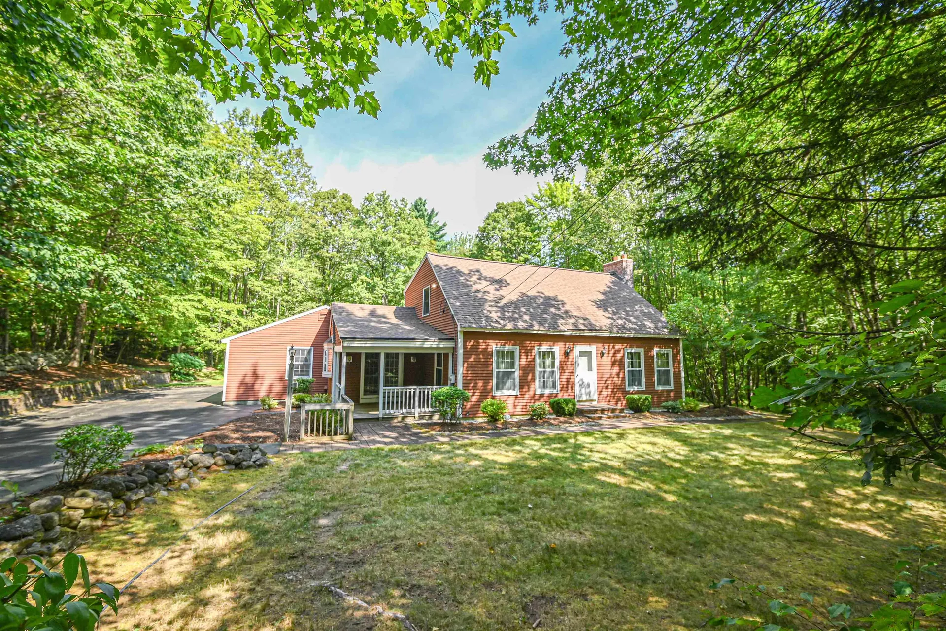 19 Hooksett Road Goffstown NH 03045