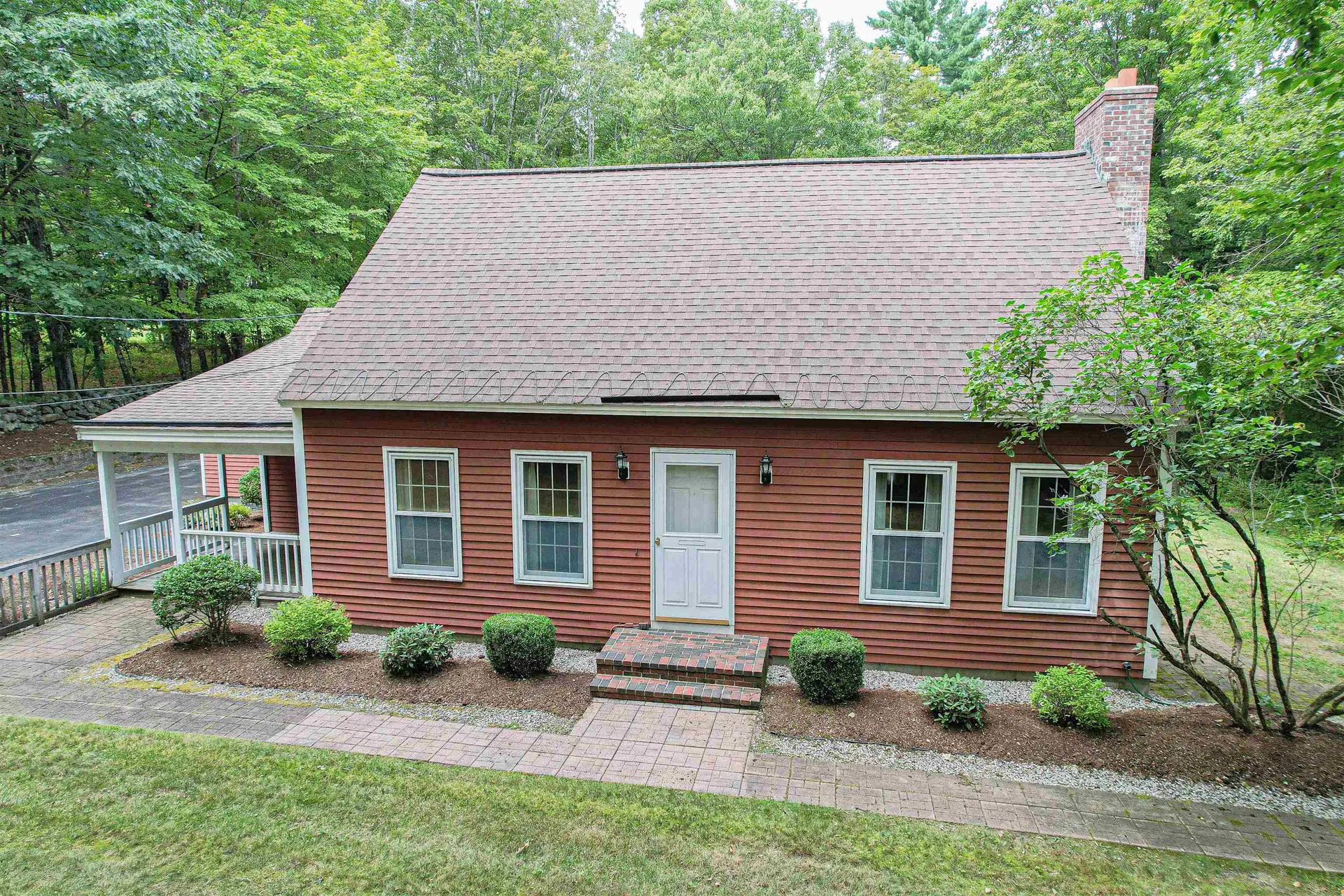 19 Hooksett Road Goffstown NH 03045