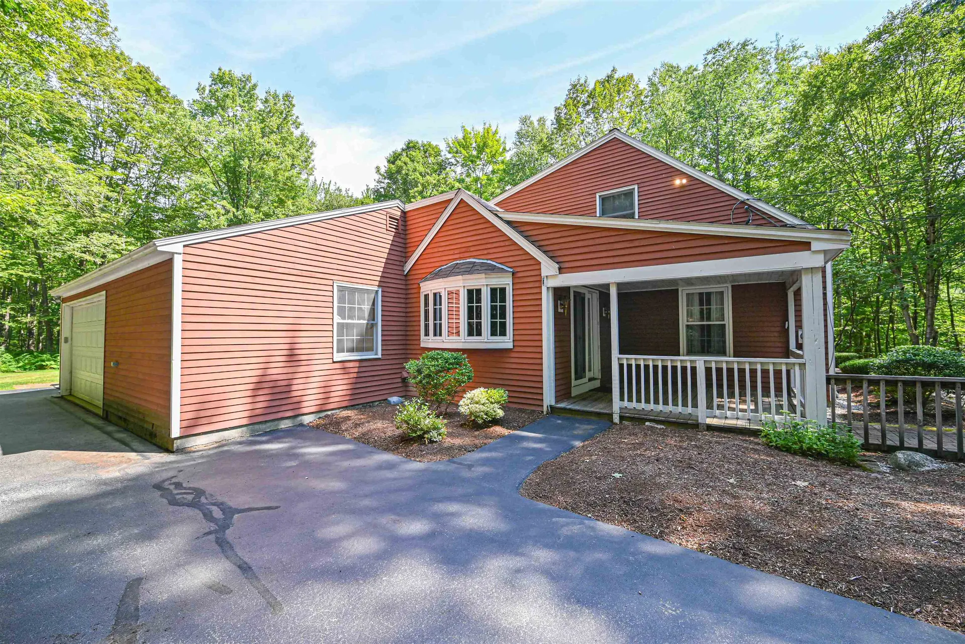 19 Hooksett Road Goffstown NH 03045