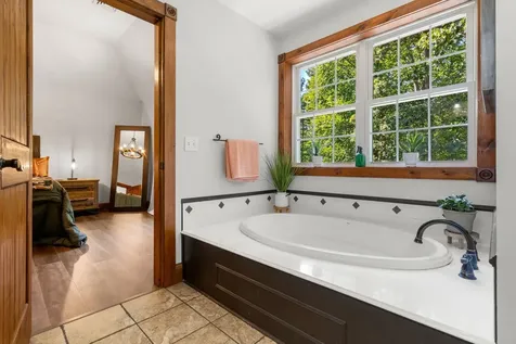 31 Creek Hill Drive Danville NH 03819