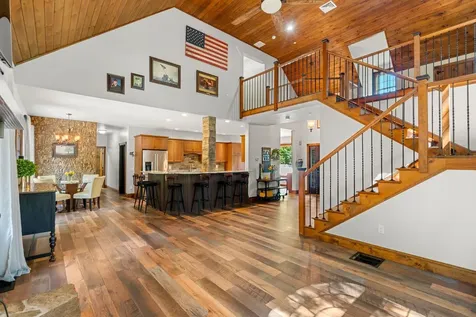 31 Creek Hill Drive Danville NH 03819