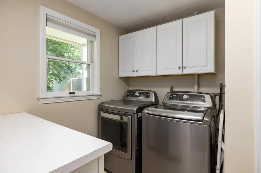 15 Casey Road East Kingston NH 03827