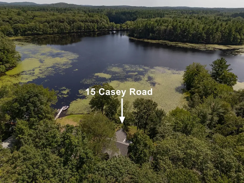 15 Casey Road East Kingston NH 03827