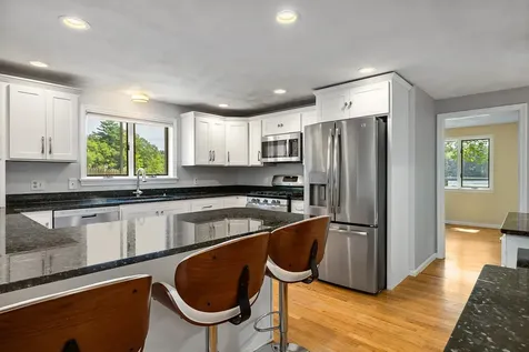 15 Casey Road East Kingston NH 03827