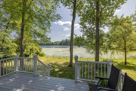 15 Casey Road East Kingston NH 03827